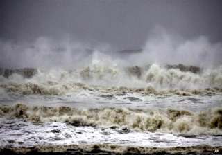 phailin is not super cyclone says indian... phailin is not super cyclone says indian...