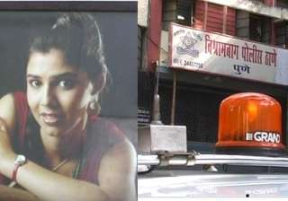 pune man cuts off daughter s neck over petty... pune man cuts off daughter s neck over petty...
