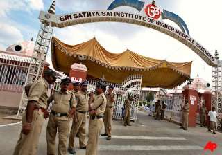 puttaparthi placed under police siege - India TV puttaparthi placed under police siege - India TV