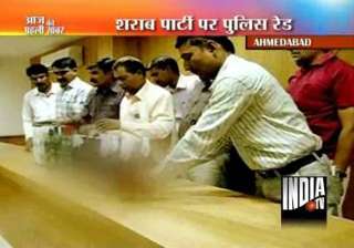 rave party raided in gujarat 41 detained - India... rave party raided in gujarat 41 detained - India...