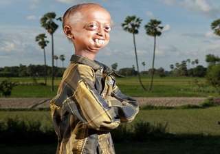 real life auro a 14 year old boy in bihar looks... real life auro a 14 year old boy in bihar looks...