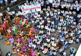 seemandhra congress leaders to organise hunger... seemandhra congress leaders to organise hunger...
