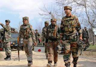 self styled let commander held in kashmir - India... self styled let commander held in kashmir - India...