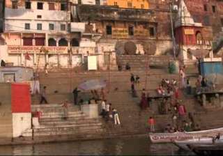 several people missing after boat sinks in ganga... several people missing after boat sinks in ganga...