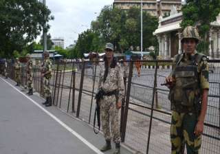 shutdown in seemandhra over telangana hits life -... shutdown in seemandhra over telangana hits life -...
