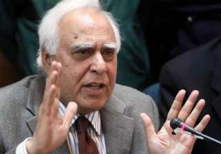 sibal s gem and diamond dig at modi - India TV sibal s gem and diamond dig at modi - India TV