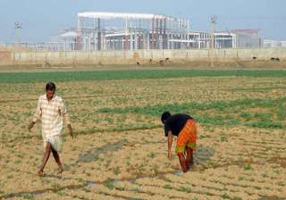 singur act held unconstitutional by calcutta high... singur act held unconstitutional by calcutta high...