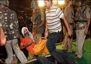 six policemen chargesheeted for lathicharge on... six policemen chargesheeted for lathicharge on...
