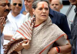 sonia appeals to hazare to withdraw his fast... sonia appeals to hazare to withdraw his fast...