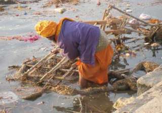 spitting in ganga could land you in jail for... spitting in ganga could land you in jail for...
