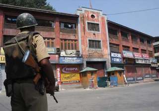 strike disrupts normal life in kashmir - India TV strike disrupts normal life in kashmir - India TV