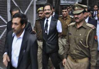 sc orders subrata roy to pay rs 10 000 core to... sc orders subrata roy to pay rs 10 000 core to...