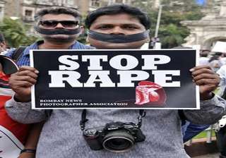 tn journalists condemn mumbai gang rape stages... tn journalists condemn mumbai gang rape stages...