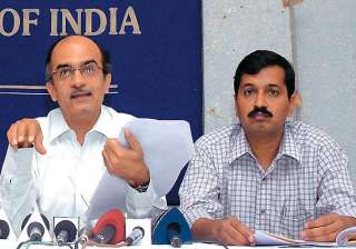 team anna targets cong in its campaign pamphlet -... team anna targets cong in its campaign pamphlet -...