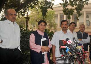 team anna to send notices to 14 union ministers -... team anna to send notices to 14 union ministers -...