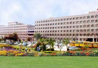 three students hurt after security guard opens... three students hurt after security guard opens...