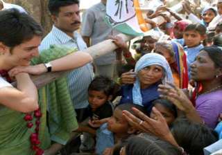 time for priyanka to get into active politics... time for priyanka to get into active politics...