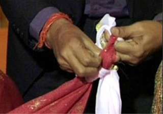 two girls elope marry each other in bihar - India... two girls elope marry each other in bihar - India...