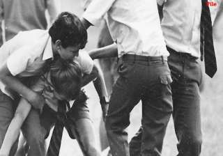 video of delhi school kids bullying fellow... video of delhi school kids bullying fellow...
