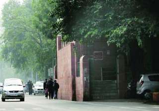 wakf to get 123 properties in delhi s prime... wakf to get 123 properties in delhi s prime...