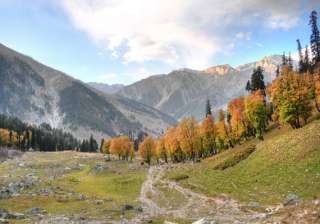 why kashmir is called heaven on earth watch pics... why kashmir is called heaven on earth watch pics...