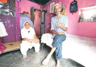 whatsapp helps missing man reunite with family... whatsapp helps missing man reunite with family...