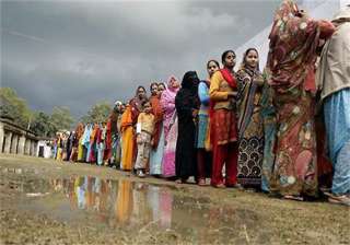 55 per cent voter turnout in delhi civic polls... 55 per cent voter turnout in delhi civic polls...