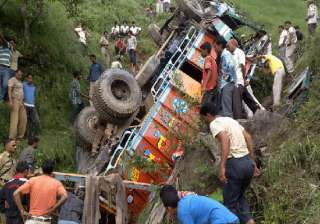 20 killed as truck falls down a gorge in punjab -... 20 killed as truck falls down a gorge in punjab -...