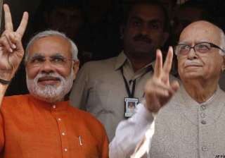 advani praises modi at bjp meet - India TV advani praises modi at bjp meet - India TV