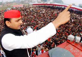 akhilesh attacks mayawati on corruption - India TV akhilesh attacks mayawati on corruption - India TV