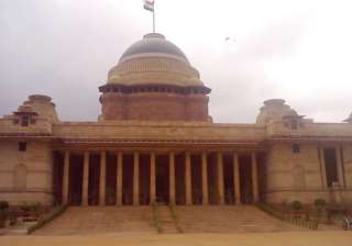 autorickshaw driver tea vendor among 26 filing... autorickshaw driver tea vendor among 26 filing...