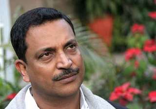 bjp attacks congress but promises to take... bjp attacks congress but promises to take...