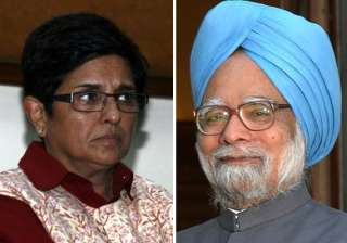 bedi attacks pm bjp supports team anna while... bedi attacks pm bjp supports team anna while...