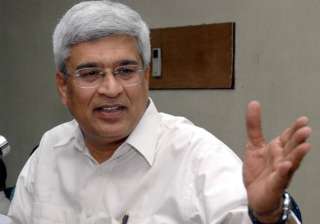 cpi m justifies support to pranab - India TV cpi m justifies support to pranab - India TV