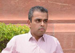 deora faces sena mns men aap nominee in south... deora faces sena mns men aap nominee in south...