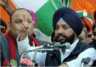 east delhi rally blows away claims of modi wave... east delhi rally blows away claims of modi wave...