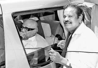 ex dmk minister s house raided - India TV ex dmk minister s house raided - India TV