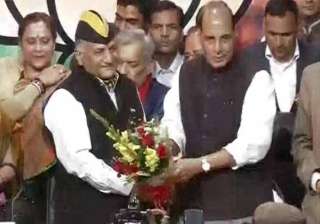former army chief retd gen v k singh joins bjp -... former army chief retd gen v k singh joins bjp -...