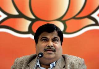 gadkari asks delhi bjp councillors to reach out... gadkari asks delhi bjp councillors to reach out...