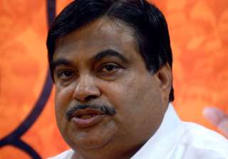 gadkari does some plain speaking about politics -... gadkari does some plain speaking about politics -...