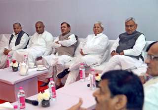 jd u gives nod for merger with janata parivar -... jd u gives nod for merger with janata parivar -...