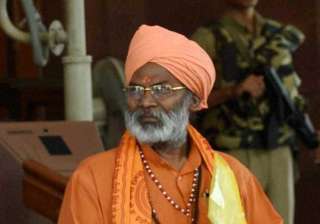 sakshi maharaj remains defiant despite bjp notice... sakshi maharaj remains defiant despite bjp notice...