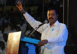 police refuse to keep media away from arvind... police refuse to keep media away from arvind...