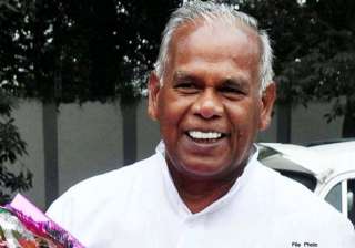 manjhi accuses ministers of doubting his ability... manjhi accuses ministers of doubting his ability...