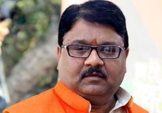 bjp questions akhilesh on bodies found in ganga... bjp questions akhilesh on bodies found in ganga...