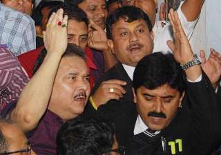 madan mitra did not cooperate with officers cbi... madan mitra did not cooperate with officers cbi...