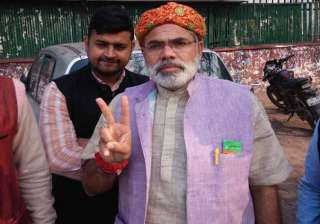 with modi preoccupied with obama his lookalike... with modi preoccupied with obama his lookalike...