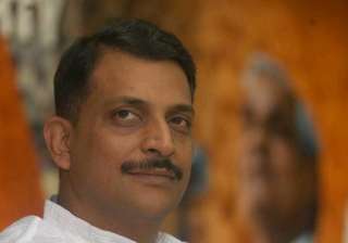 land ordinance to be tabled tomorrow as lok sabha... land ordinance to be tabled tomorrow as lok sabha...