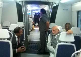 pm modi travels in delhi metro from dhaula kuan... pm modi travels in delhi metro from dhaula kuan...