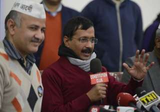 delhi polls 106 firs against political parties... delhi polls 106 firs against political parties...